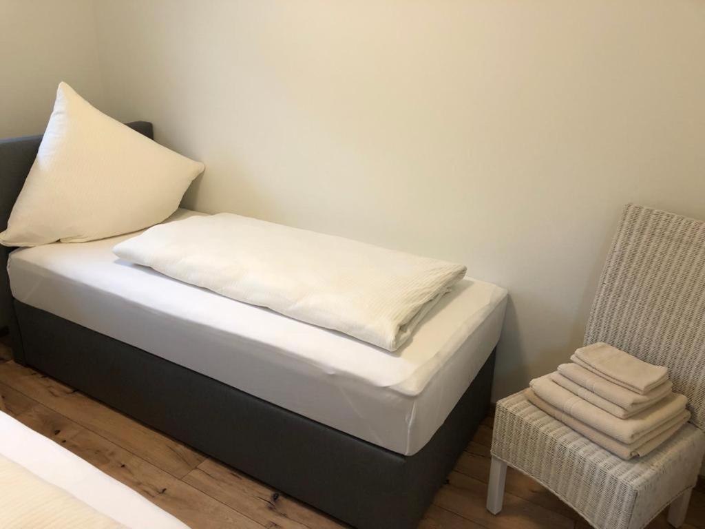 Haus Cornelia Διαμέρισμα Einruhr Εξωτερικό φωτογραφία